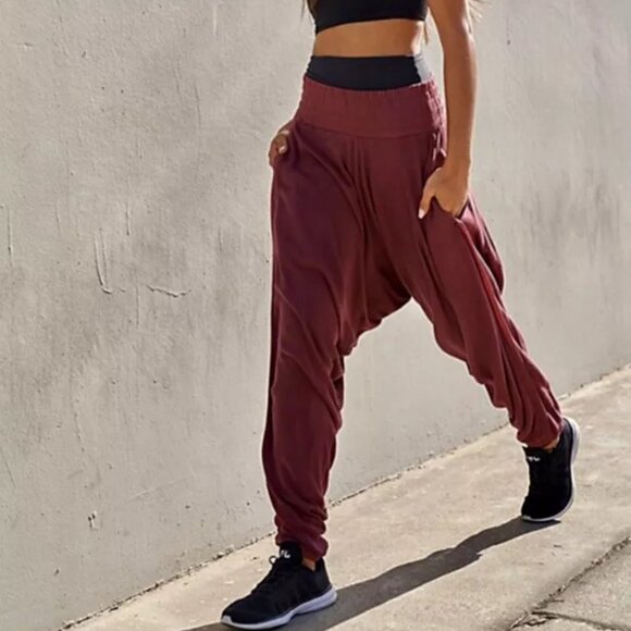 SOLD 023 Free People Movement Harem Slouchy Pants NWOT Red Wine Size Small - Picture 4 of 6
